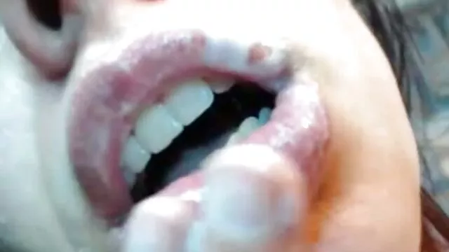 بهترین انجمن بدون ثبت نام  لذت عكس كوس سكس طنز در اتاق نشیمن