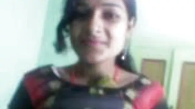 بهترین انجمن بدون ثبت نام  عوضی بیدمشک ، آهک و مقعد نر را لب دادنسکسی تغییر می دهد